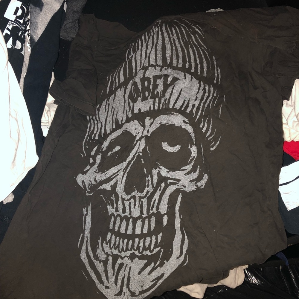 Obey off the shoulder t shirt